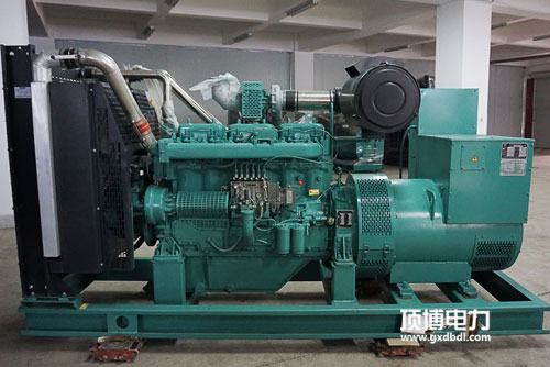 300kw里卡多广西顶博发电机组制造出口