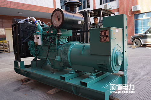 广西顶博发电机组制造维护时添加加水箱宝是什么？