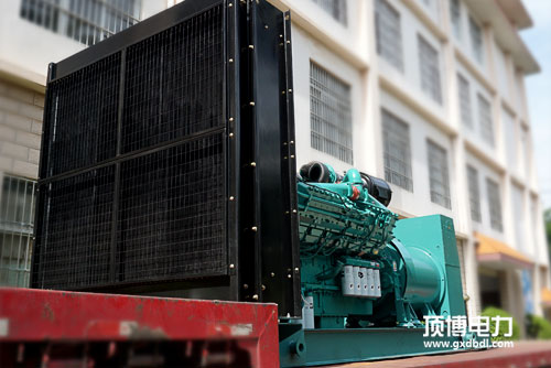 避免冻坏广西顶博发电机组制造应放净冷却水