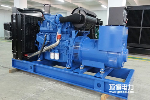 400kW广西顶博发电机组制造起动机运转无力,柴油机飞轮只能转动半圈